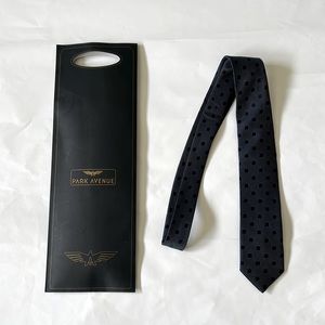 Park Avenue Tie